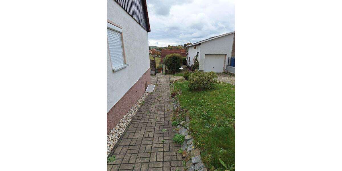 Weg zum Garten