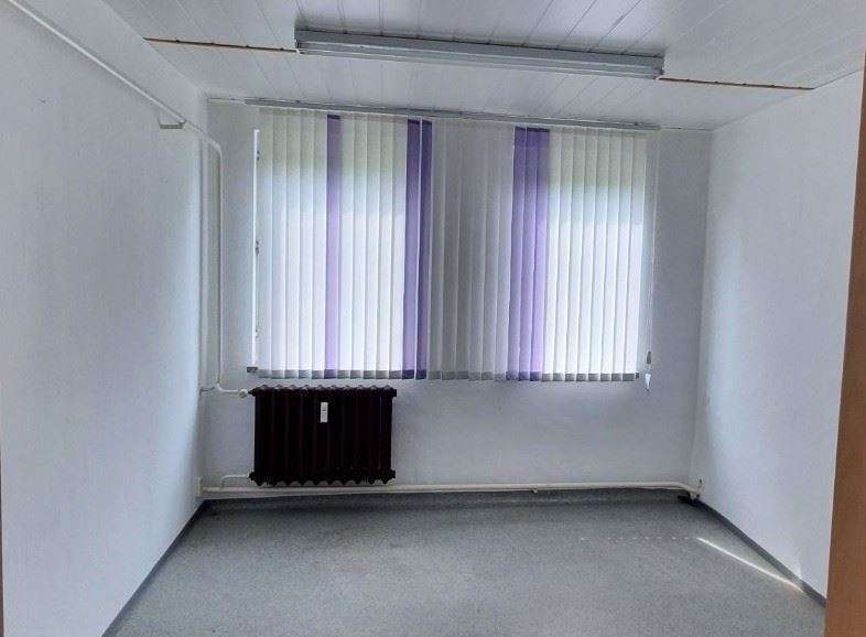 Büro EG